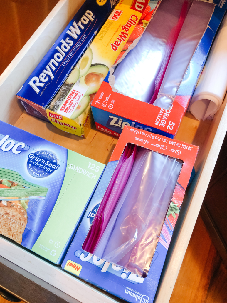 HOW TO ORGANIZE ZIPLOC BAGS AND WRAPS